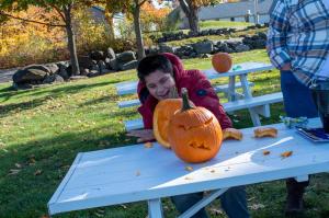 221019-Pumpkin-Carving-A-17