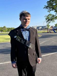 230526-Prom-A-8
