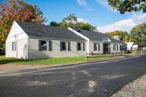 Colcord Cottage (Residential Accommodations)