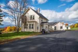 Davis House (Residential Accommodations)